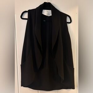 Aritzia Wilfred sleeveless blazer vest. Black. Size XXS, oversize fit. Like new.